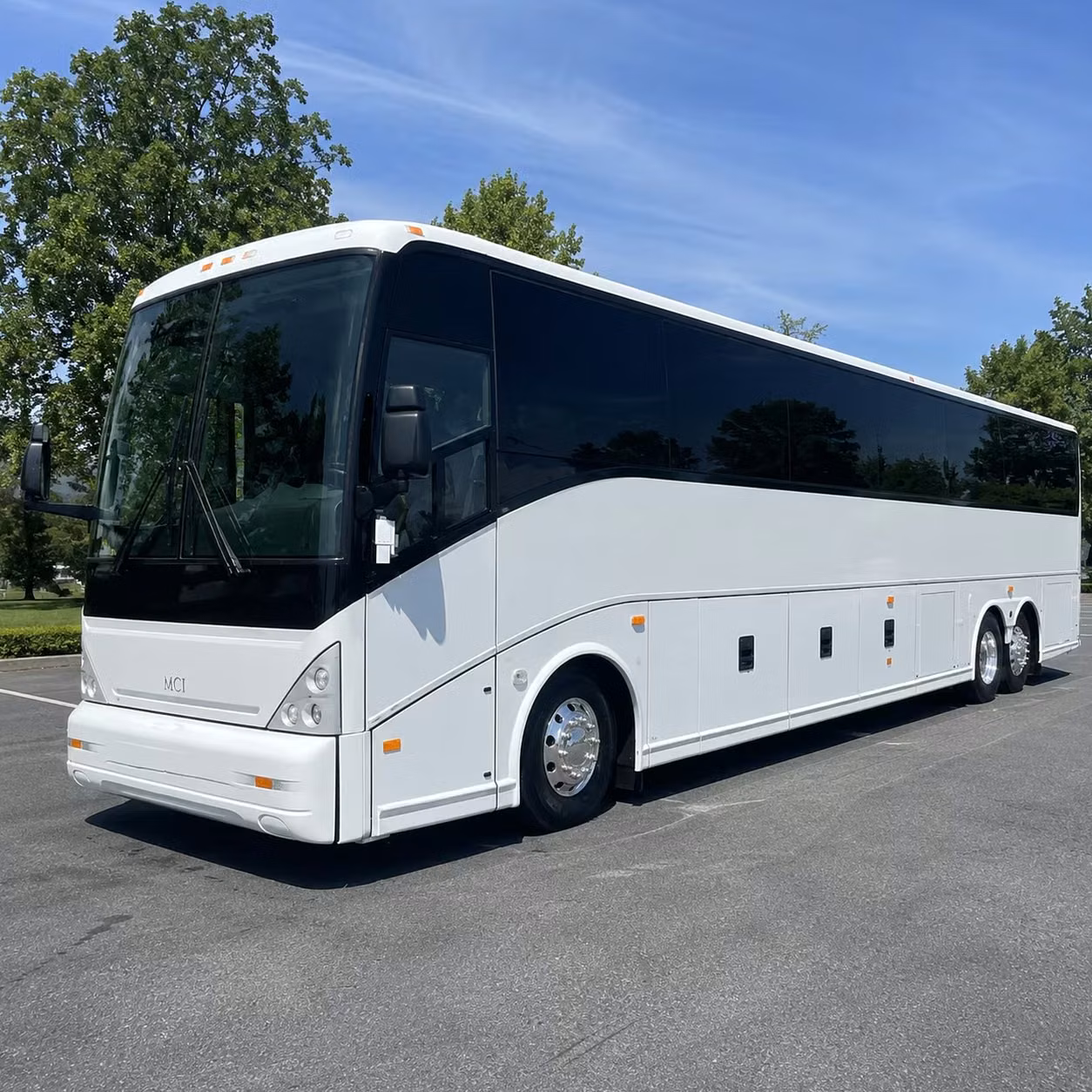 bus rental options for memphis trips