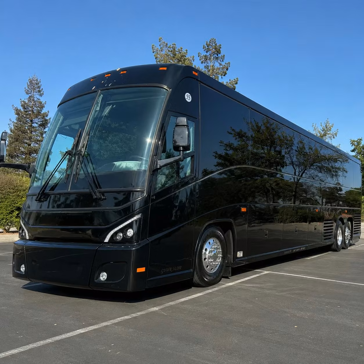 compare long distance bus options for memphis church groups school teams and corporate travelers