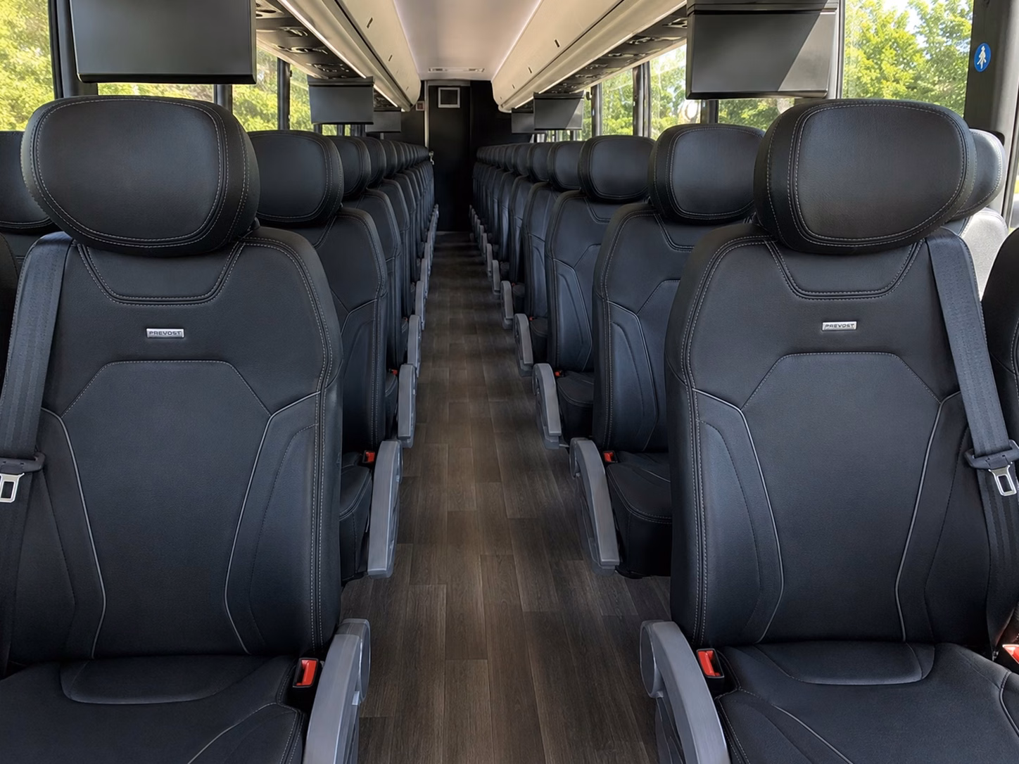 guest shuttle services for memphis weddings at historic and unique venues