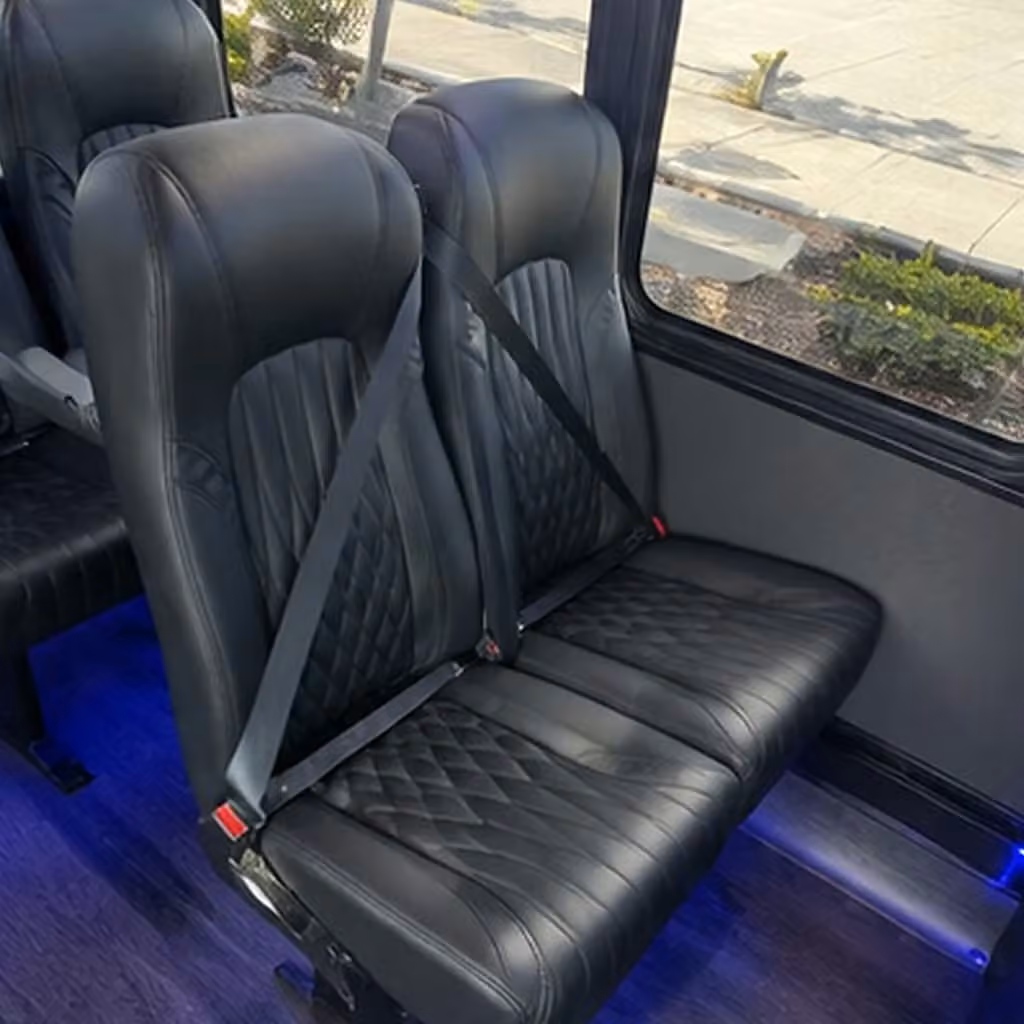 memphis 28 passenger minibus rental