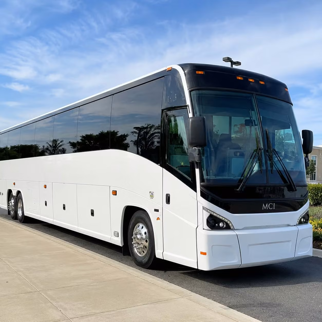 mud island amphitheater outdoor venue shuttle buses in memphis