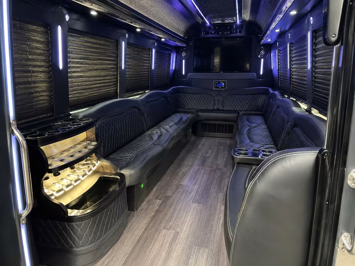party buses for memphis prom nights on beale street and beyond