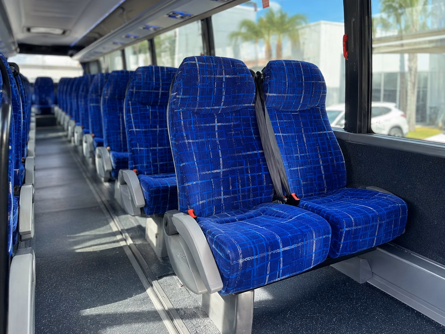 wedding bus rentals in memphis